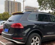 Спойлер на Volkswagen Touareg накладка на крышу багажник бленда туарег
