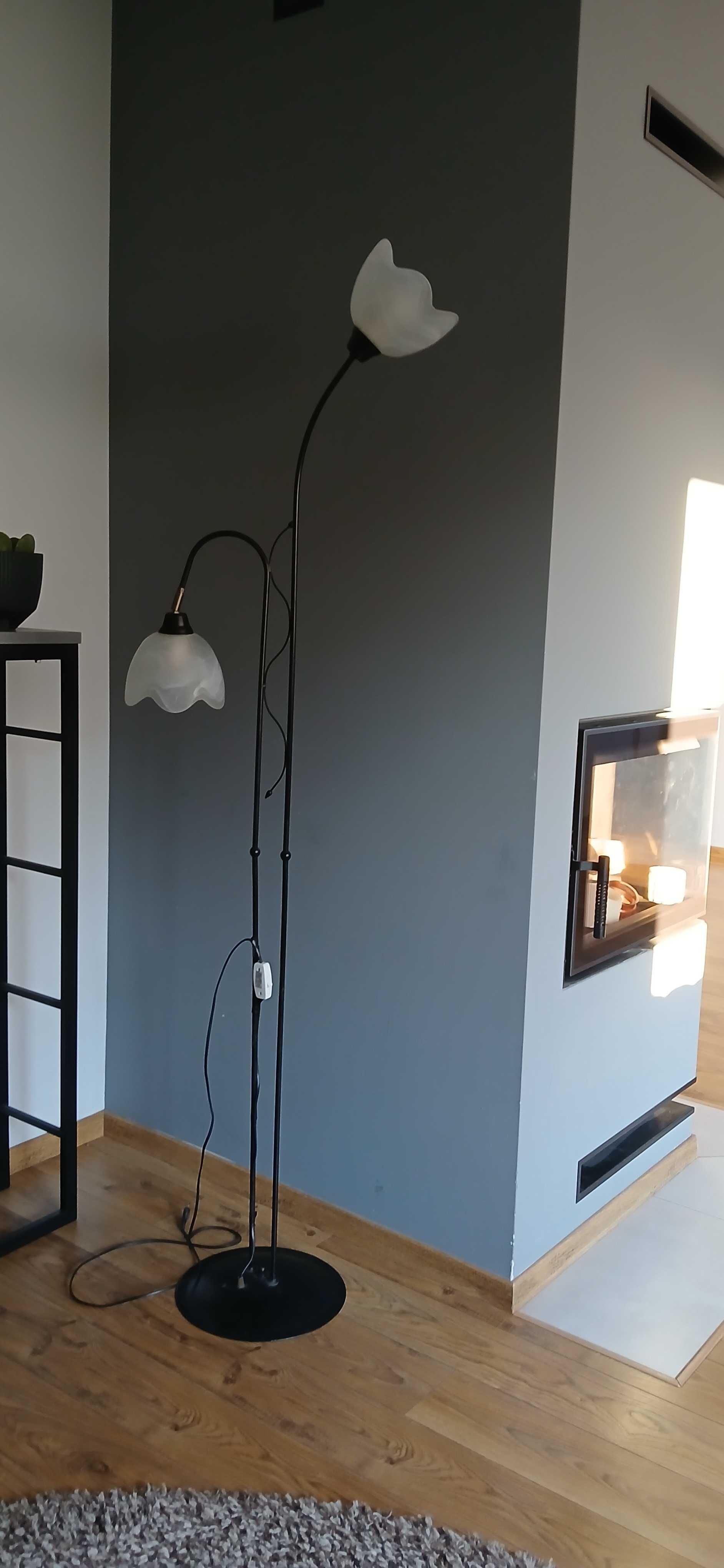 Lampa stojąca - dwa klosze do salonu lub sypialni