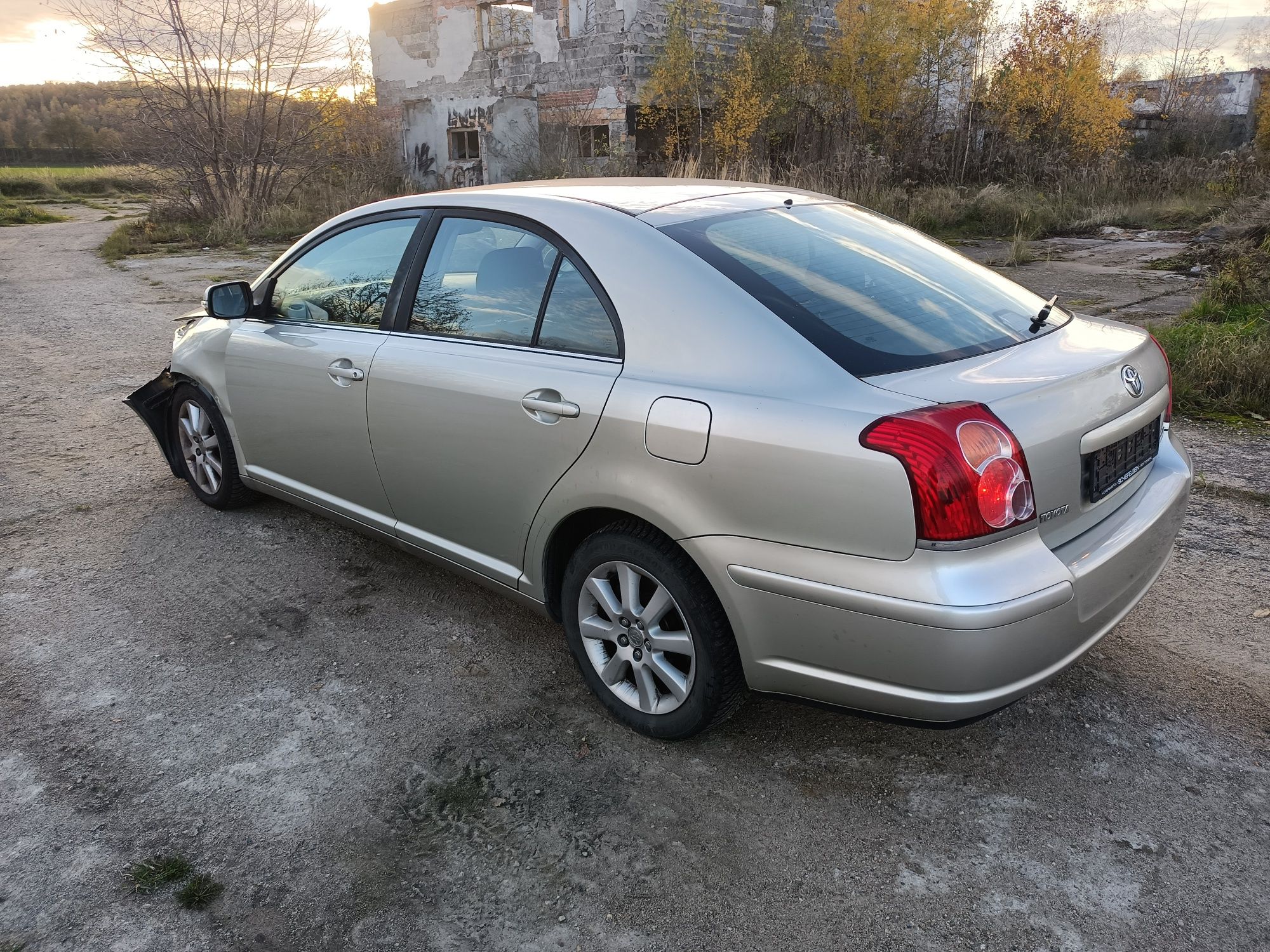 Toyota Avensis 1.8 vvti 2007 rok lift 180 tys przebiegu