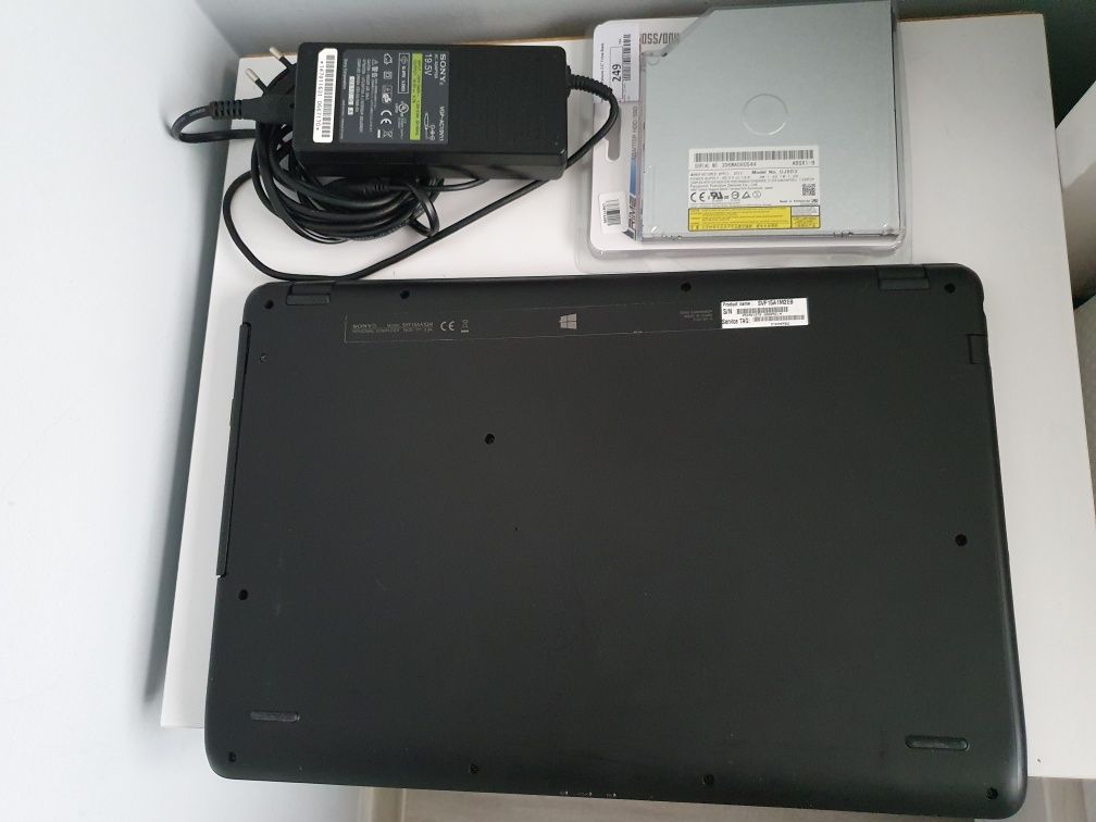 Сенсорний ігровий ноутбук SONY SVF15AA1QM, Nvidia GT 735M 2Gb, Core I5