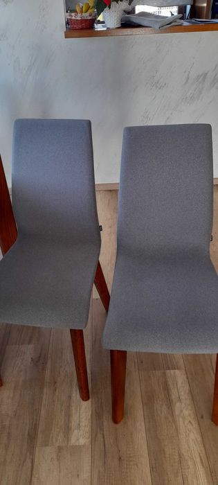 Stół rozkładany+krzesła 6szt