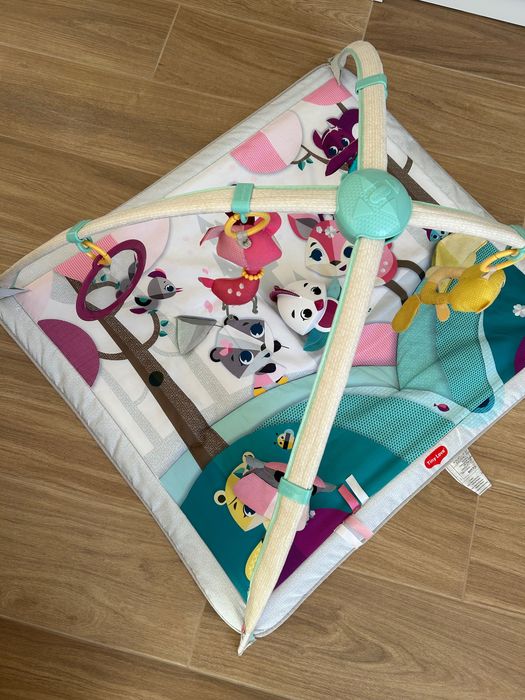 Tapete atividades Tiny Love