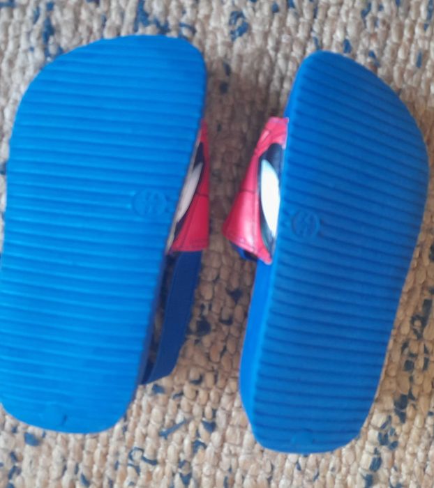 Sandálias marvel 24.25