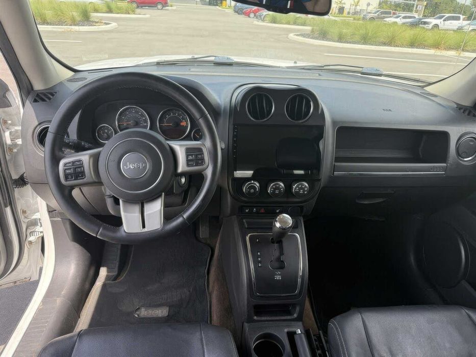 Jeep Patriot Limited      2014