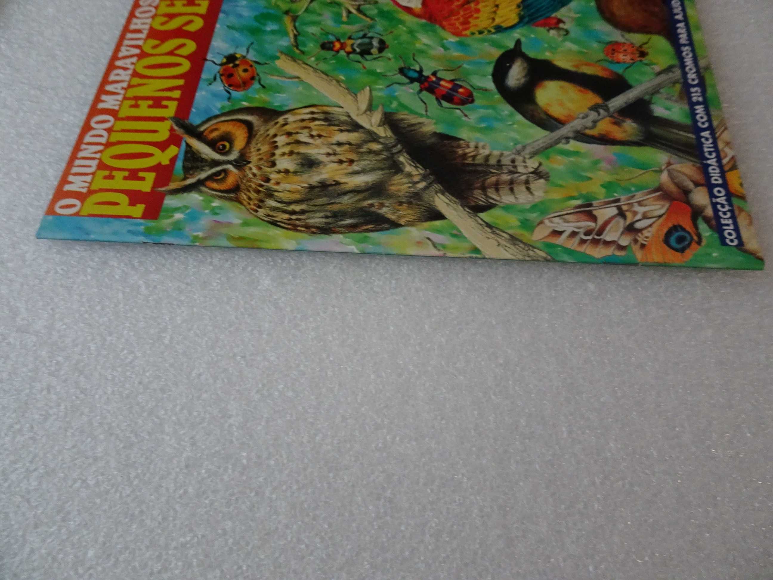 Caderneta de cromos vazia O Mundo Maravilhoso dos pequenos seres