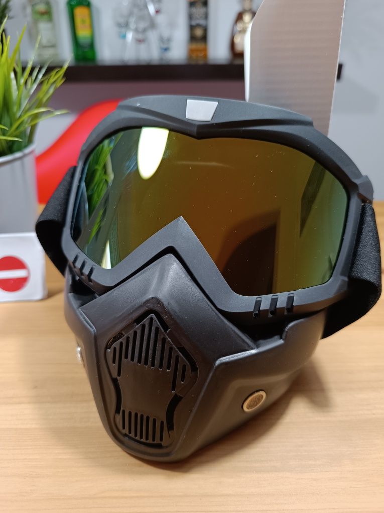 Mascara capacete nova
