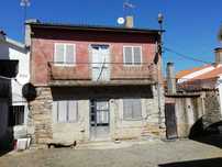 Moradia T3 em Vilarinho dos Galegos - Mogadouro