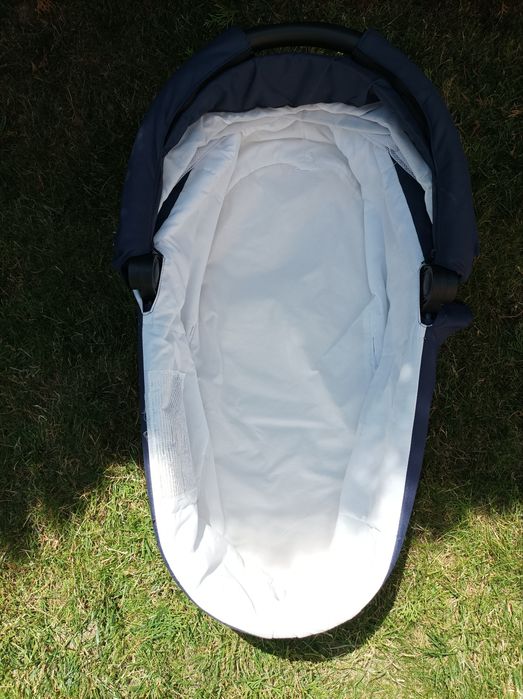 Wózek dziecięcy Baby Design Lupo 2w1 gondola i spacerówka