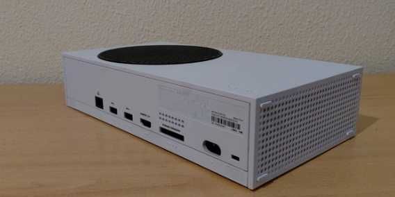 Bundle: Xbox Series S 512GB