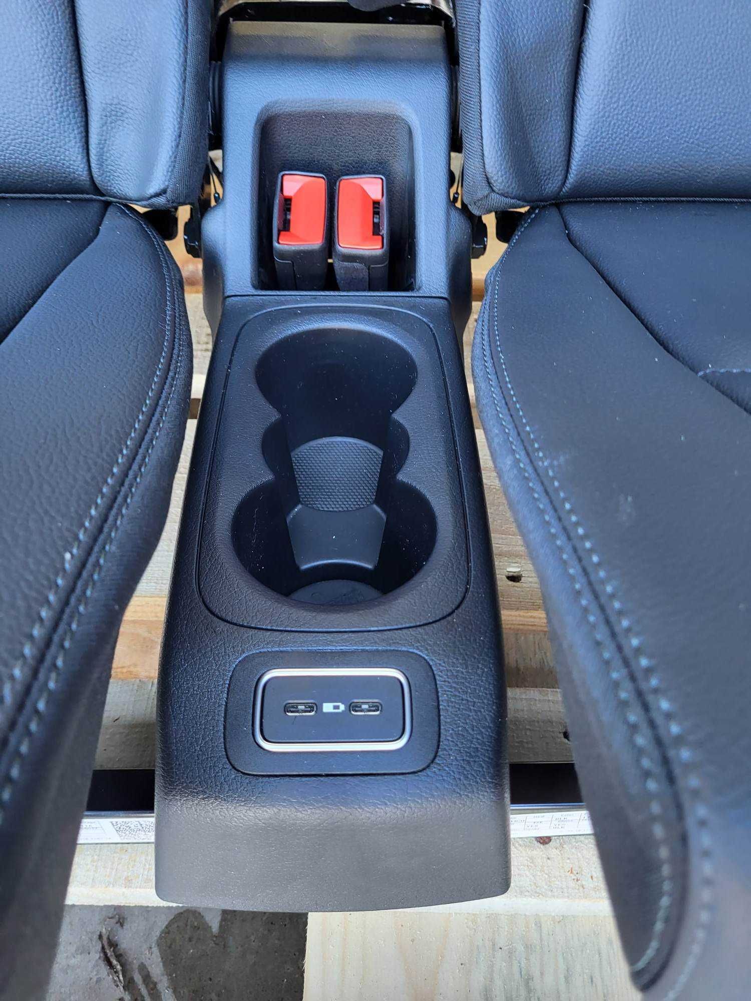 Tylna kanapa Mercedes GLE  2019+ model w167 trzeci Rząd Siedzen