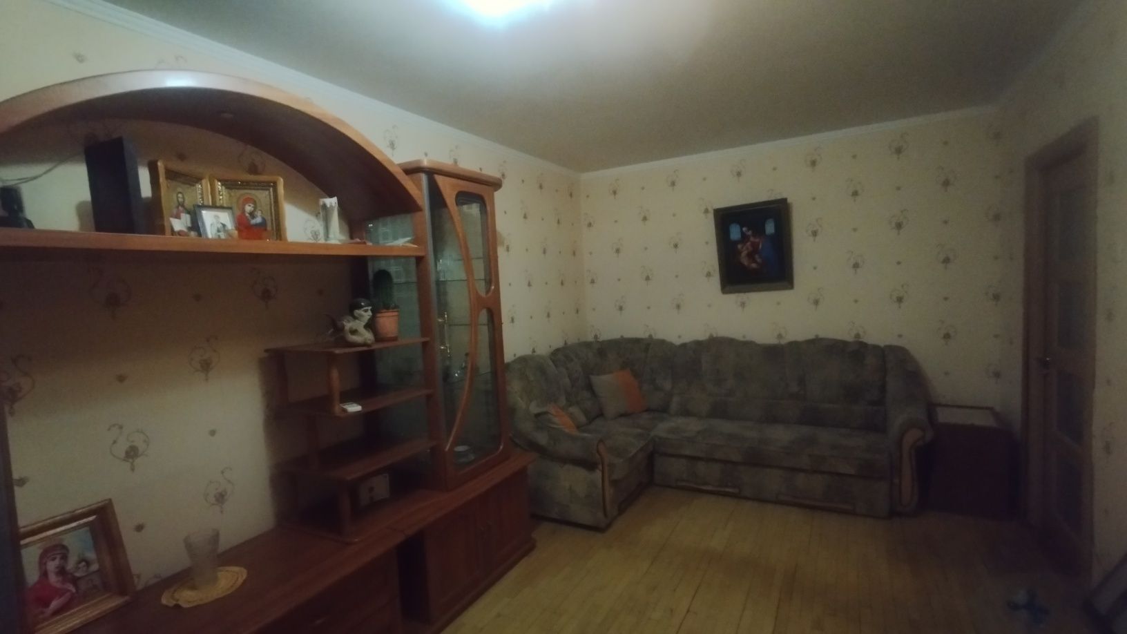 Від власника здається 2-х кімнатна квартира