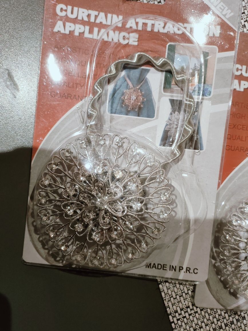 Spinki magnetyczne do firan i zasłon 2 sztuki