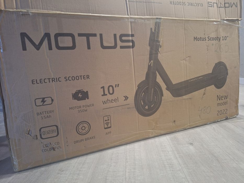 NOWa MOTUS SCOOTY 10 2022 Hulajnoga elektryczna KOMUNIA Komunię