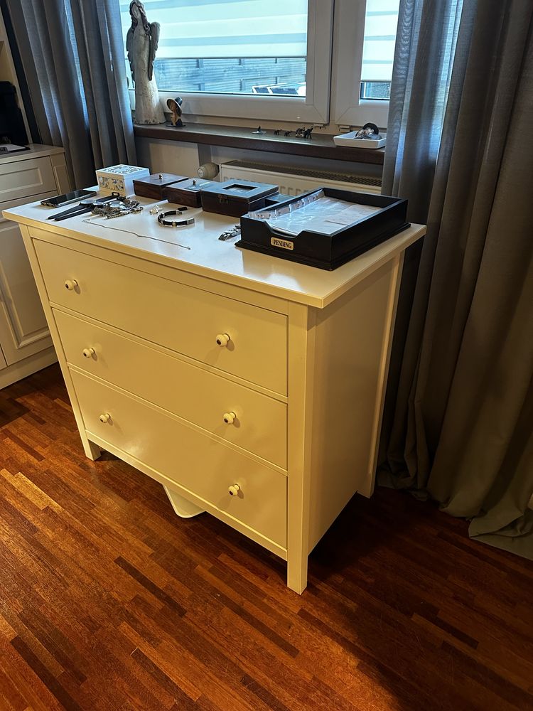 Komoda Ikea Hemnes - lakierowana