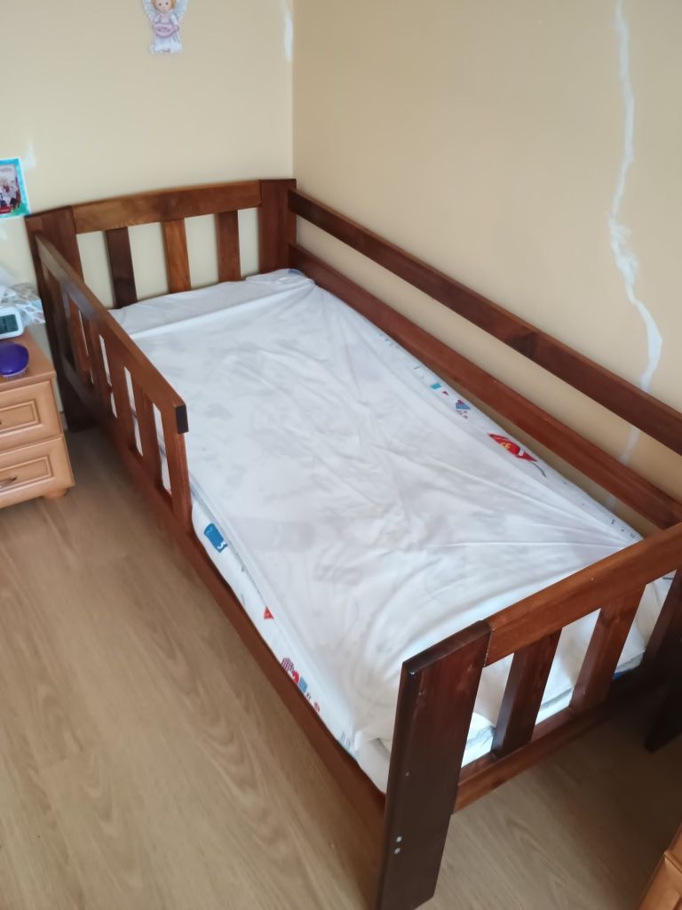Łóżko dziecięce z szufladą