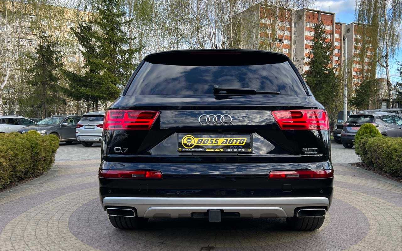 Audi Q7 2017 року