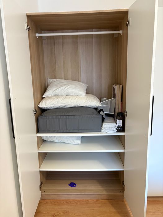 Armario Ikea 4 portas