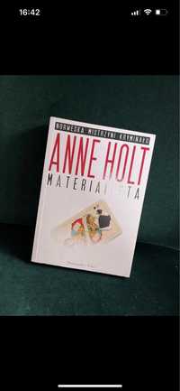 Materialista Anne Holt