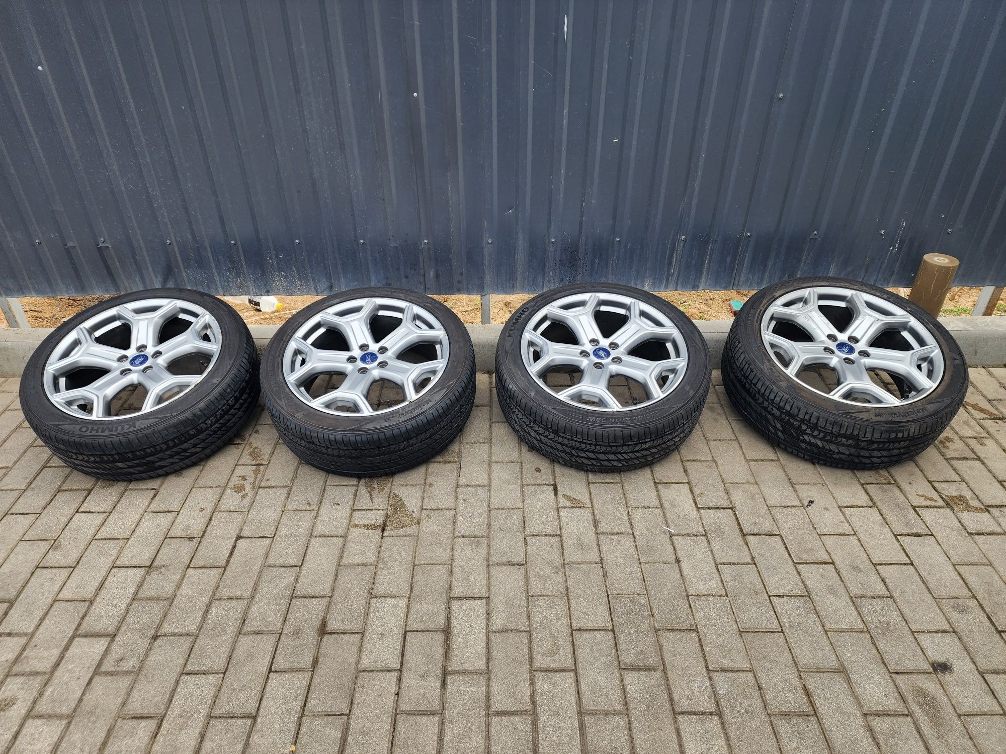 Диски Форд Escape, Kuga r19 з резиною