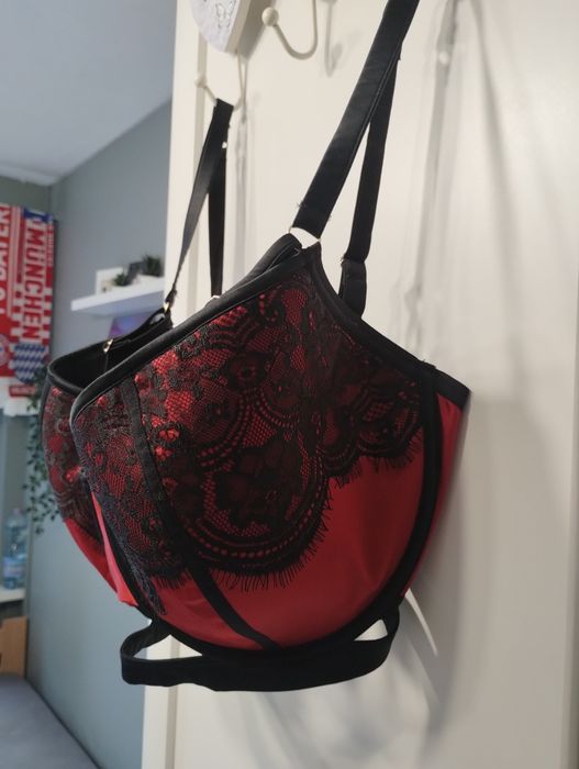 Biustonosz 85GG/ 38GG duży czerwony