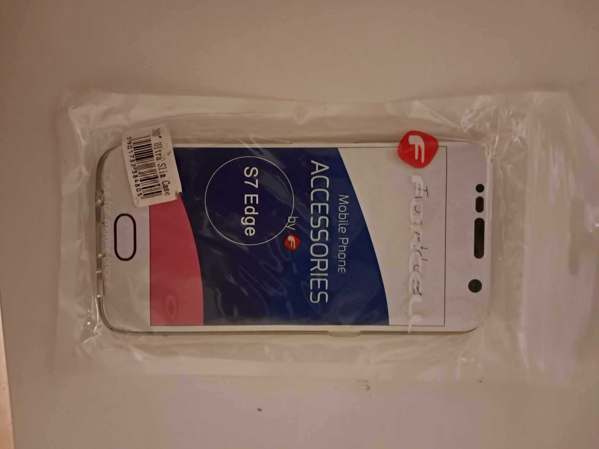 Sprzedam etui na telefon wraz z szkłami hartowanymi
