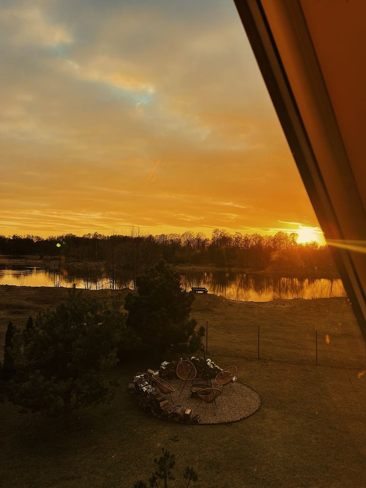 RIVER HOUSE Dom do wynajęcia Linia brzegowa 1 h od Warszawy