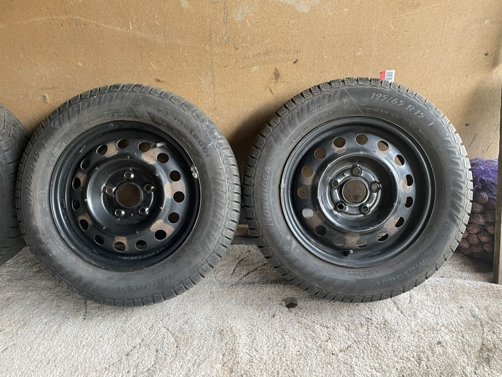 Продам резину з дисками 5*114,3 195/65 r15 hyundai kia Matador Nordicc