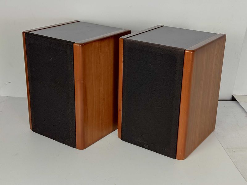 Kolumny MB Quart małe monitory DREWNO 4 ohm 60/80W 48-32kHz Dobor