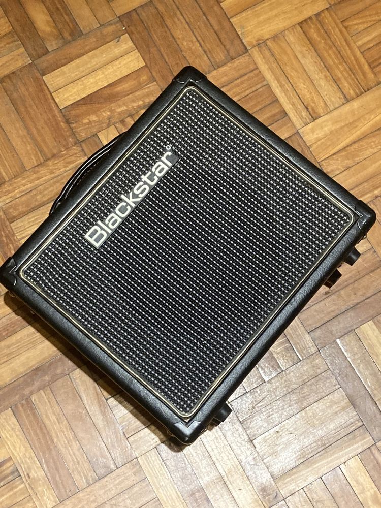 Blackstar Amplificador HT-1R