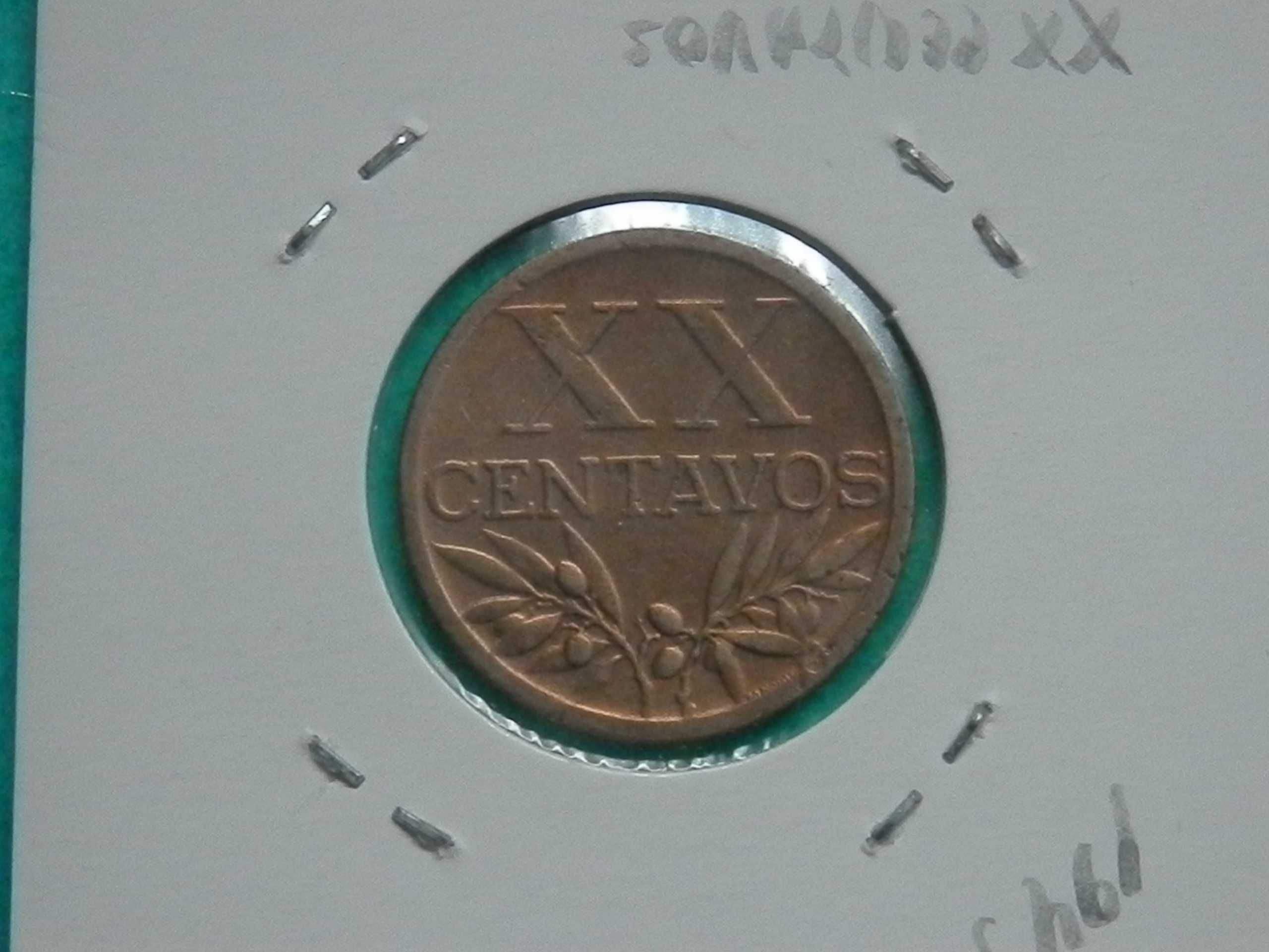 902 - República: XX centavos 1943 bronze, por 1,15