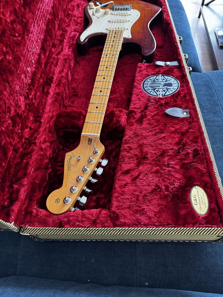 Fender Stratocaster American Select Cherry Burst 2012