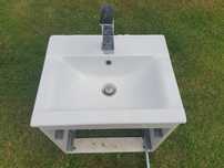 Umywalka z bateria