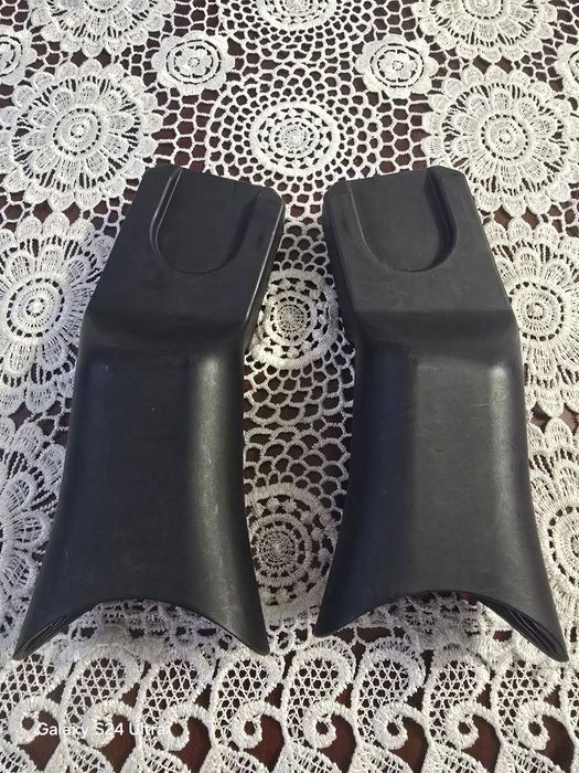 Adaptery Cybex czarne