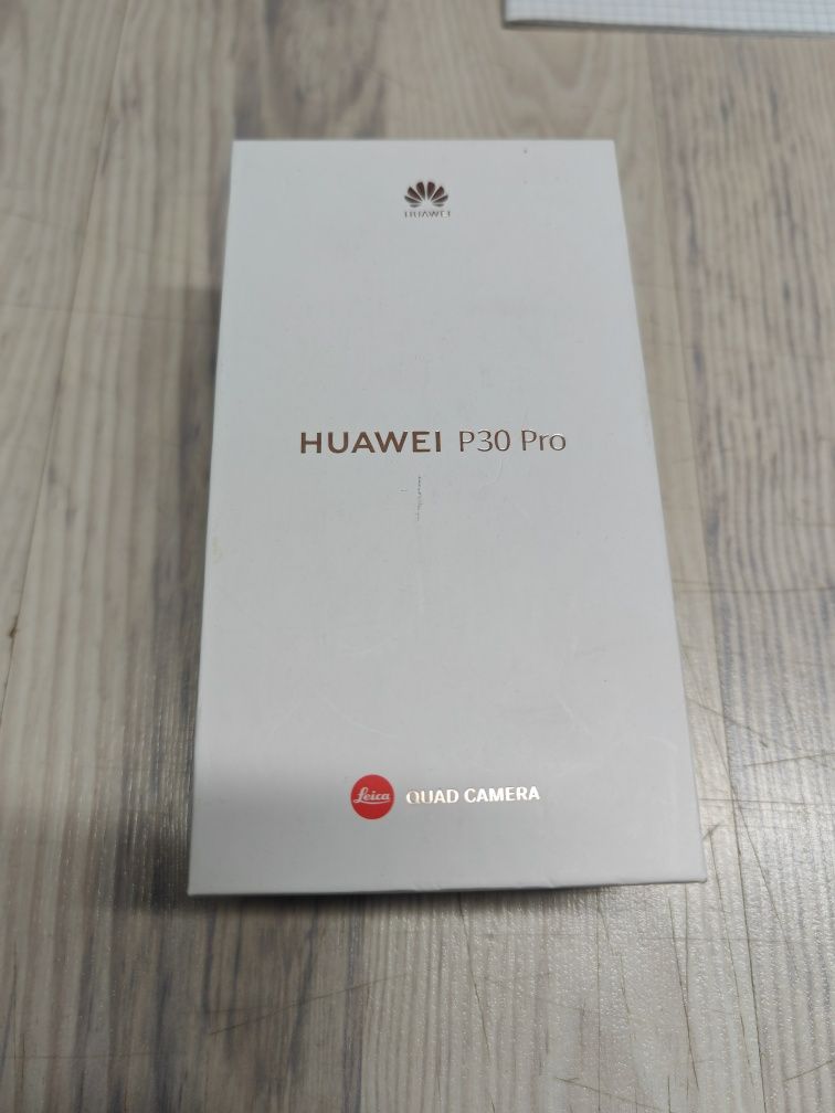 Smartfon Huawei P30 Pro możliwe nagrywanie rozmów