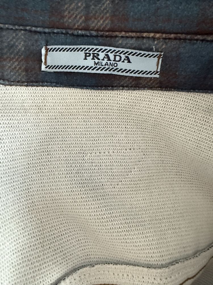Сучасний костюм prada