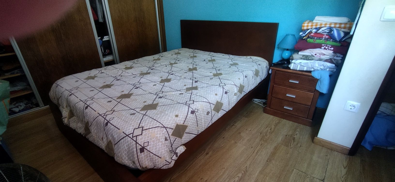 Cama de Casal com colchão