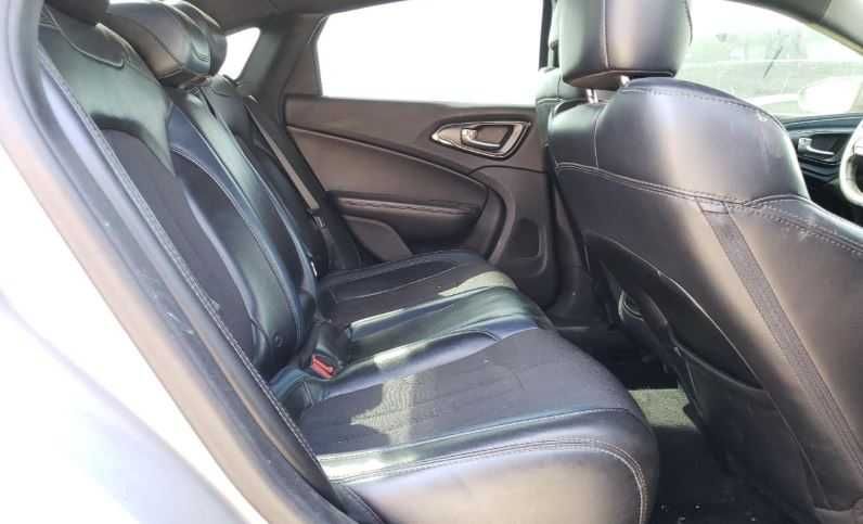 Chrysler 200 S, крайслер 200