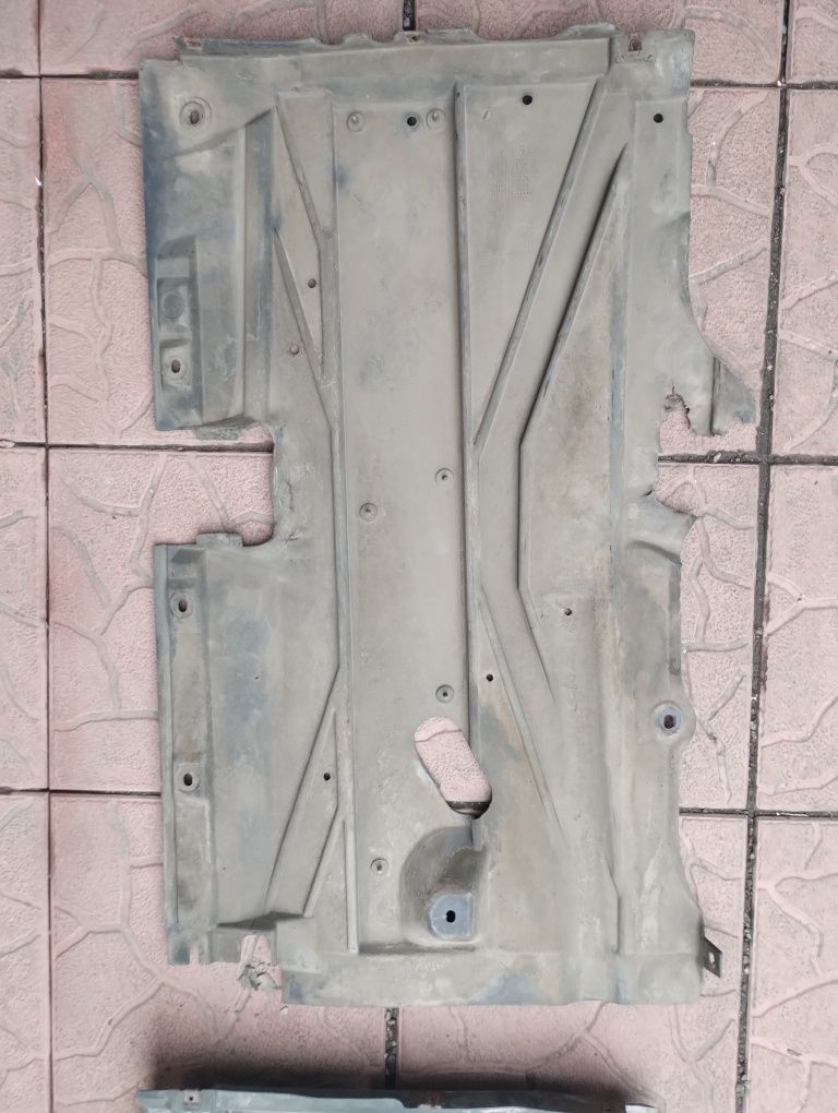 Подкрылки заднии BMW e39