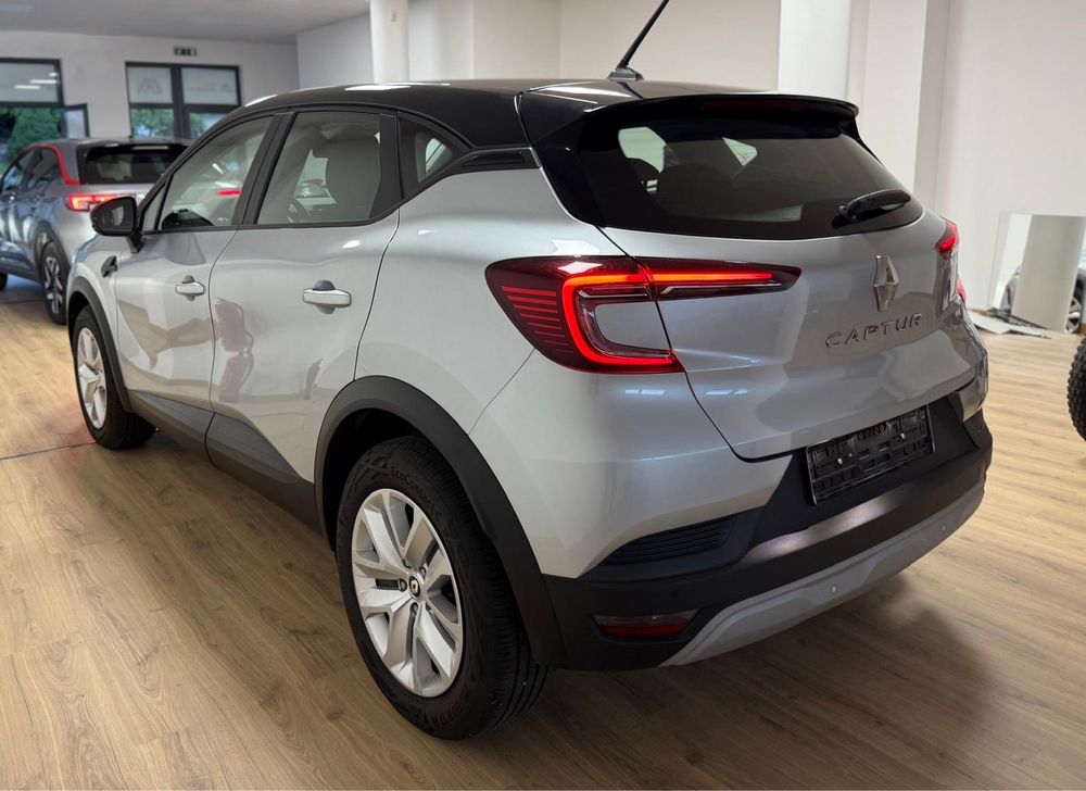 Renault Captur 4/2024, 13500 klms, como novo, gasolina, manual, iva