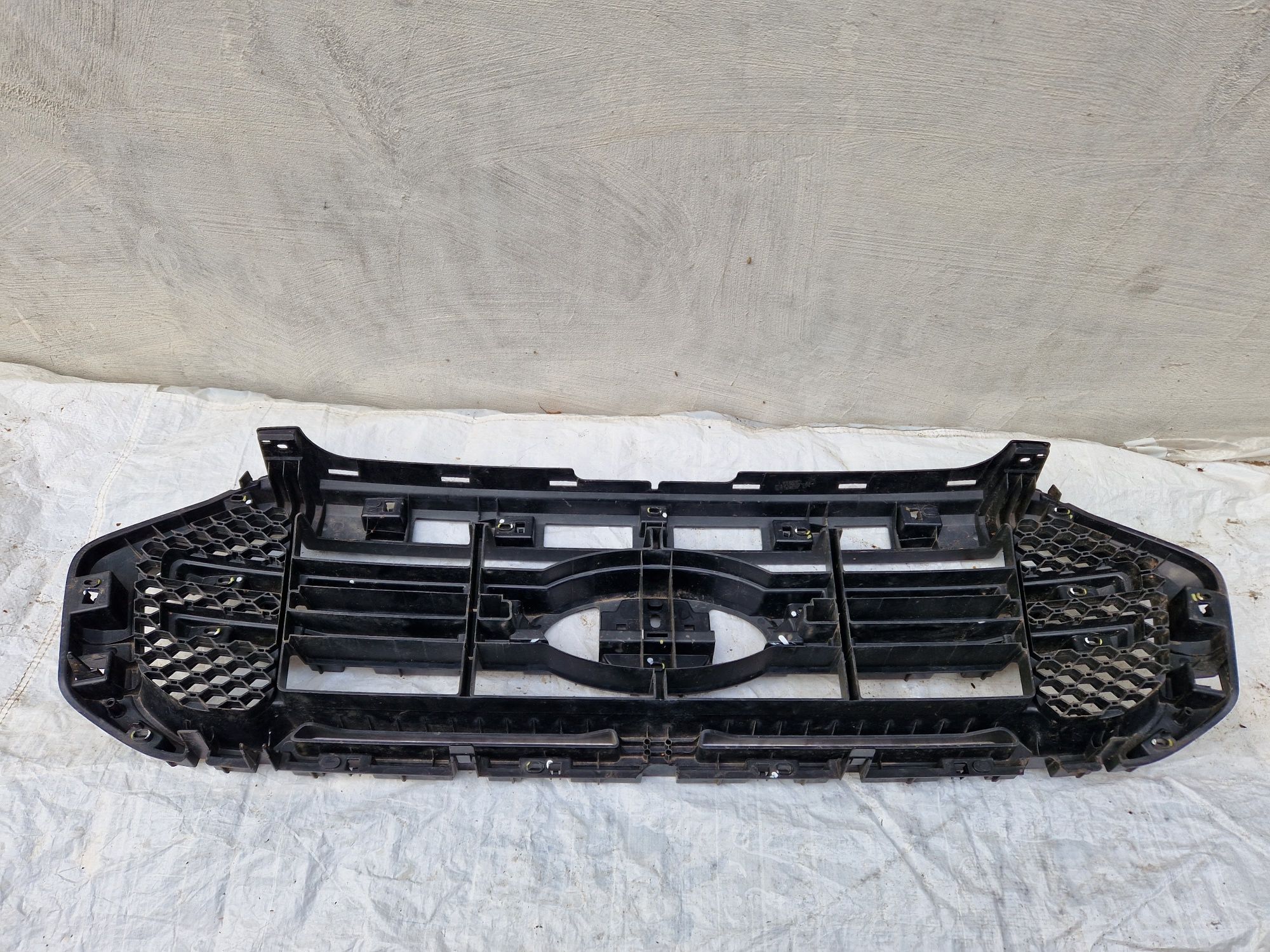 Ford Ranger III lift IV 3 4 grill atrapa