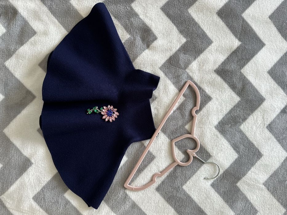 Костюм, комбінезон, спідниця, плаття на дівчинку