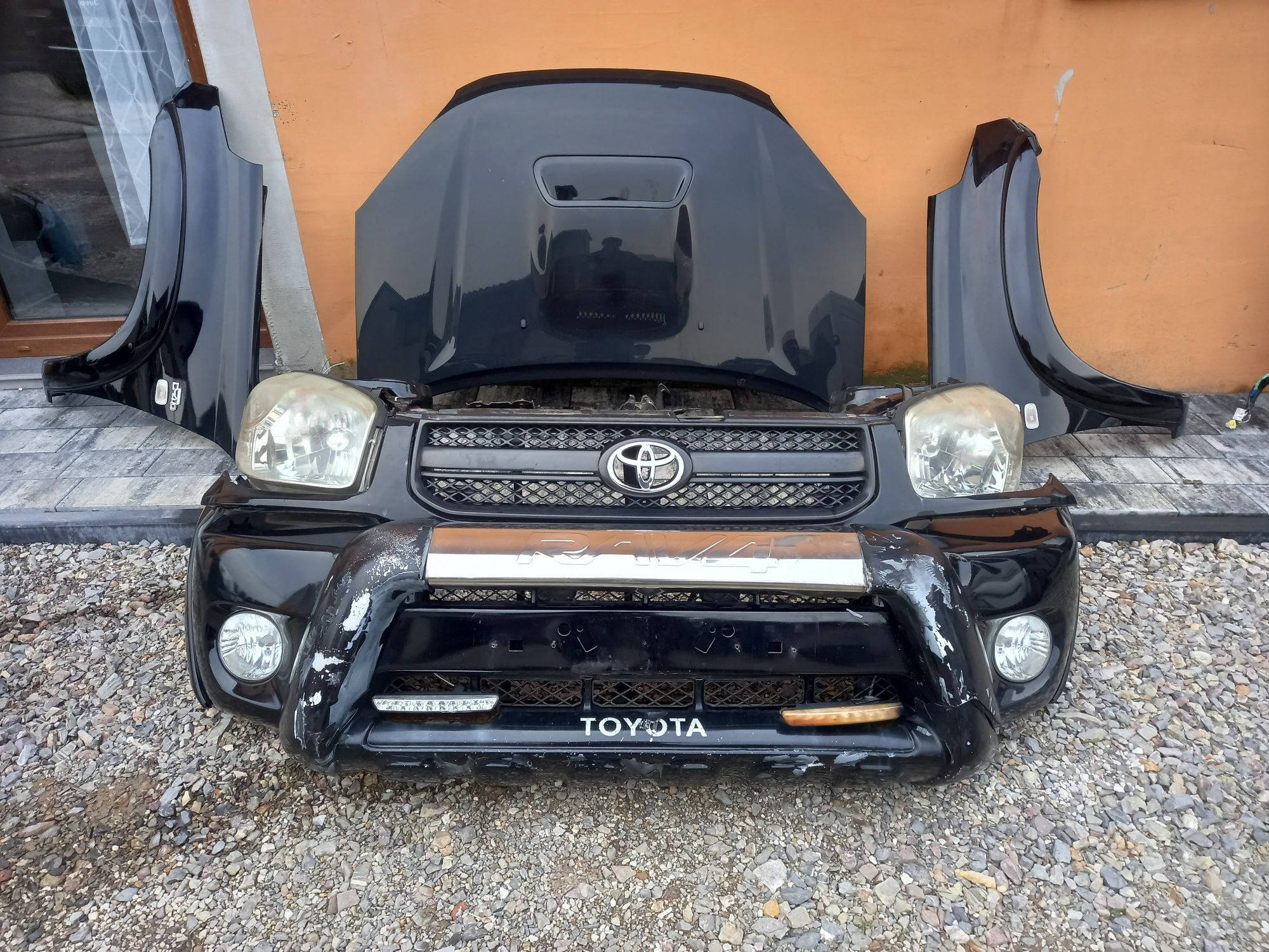 Przód  błotniki błotnik Toyota Rav4 ll 00-05Rok 202