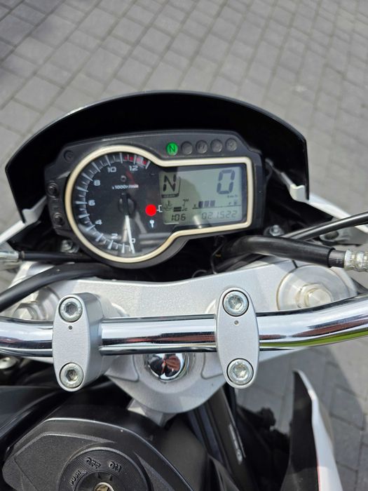 Motocykl Suzuki GSR 750