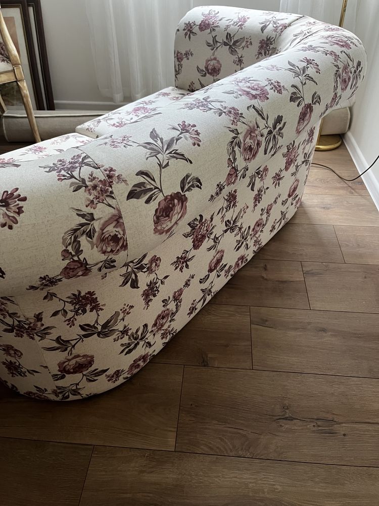 Sofa kanapa w kwiaty sofka rozkładana z funkcja spania
