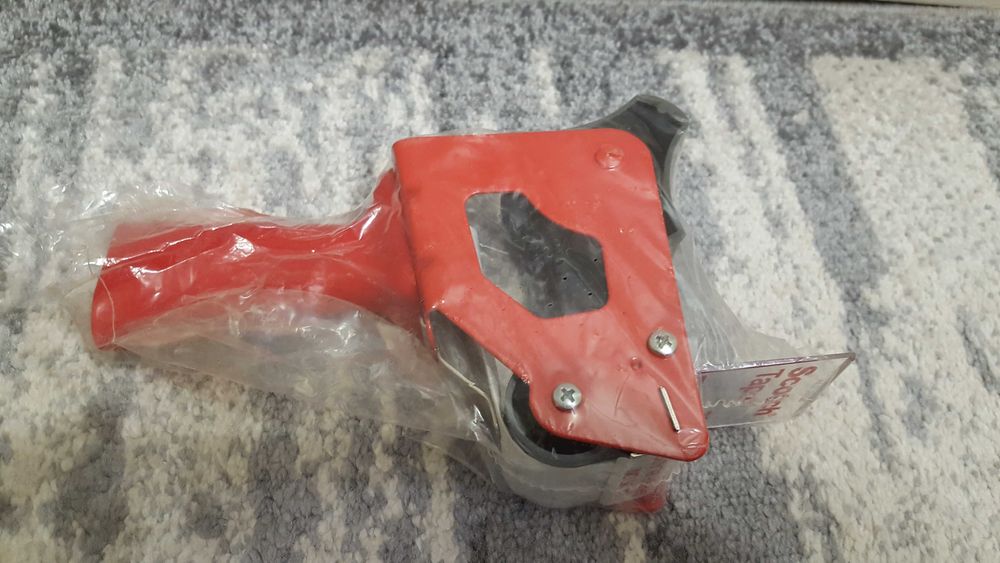 Розмотувач скотча Scotch Tape