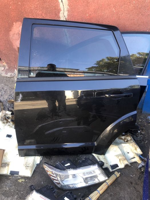 Дверь додж джорни dodge journey 2010-2018