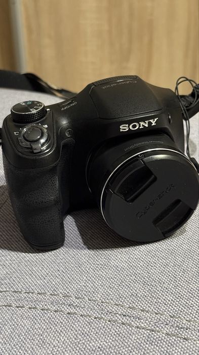 Фотоапарат Sony Cyber-Shot DSC-H100 Black