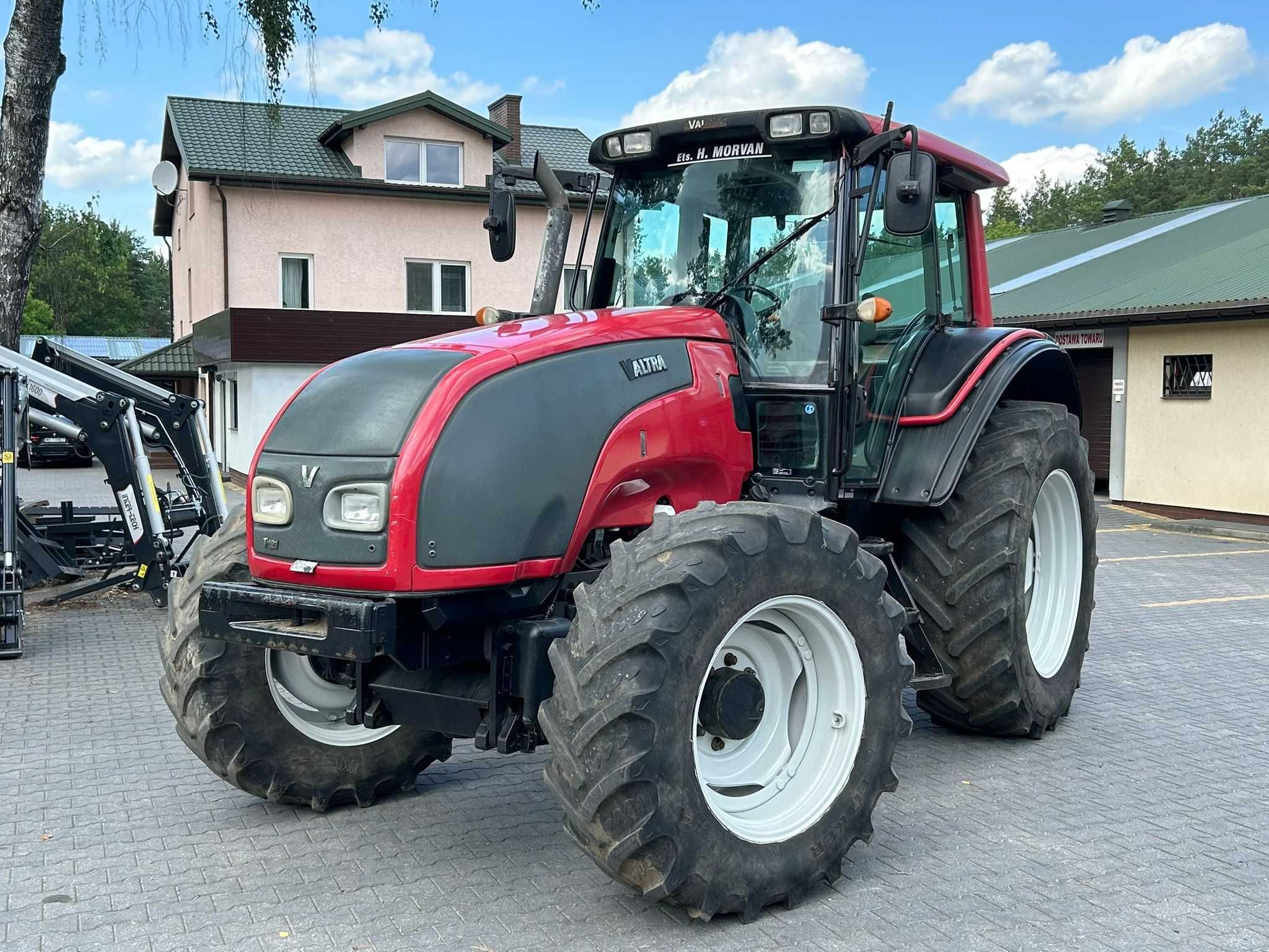 Valtra T121 MF Sisu Valmet 6100 Massey Ferguson T190 Claas 6290 Reno
