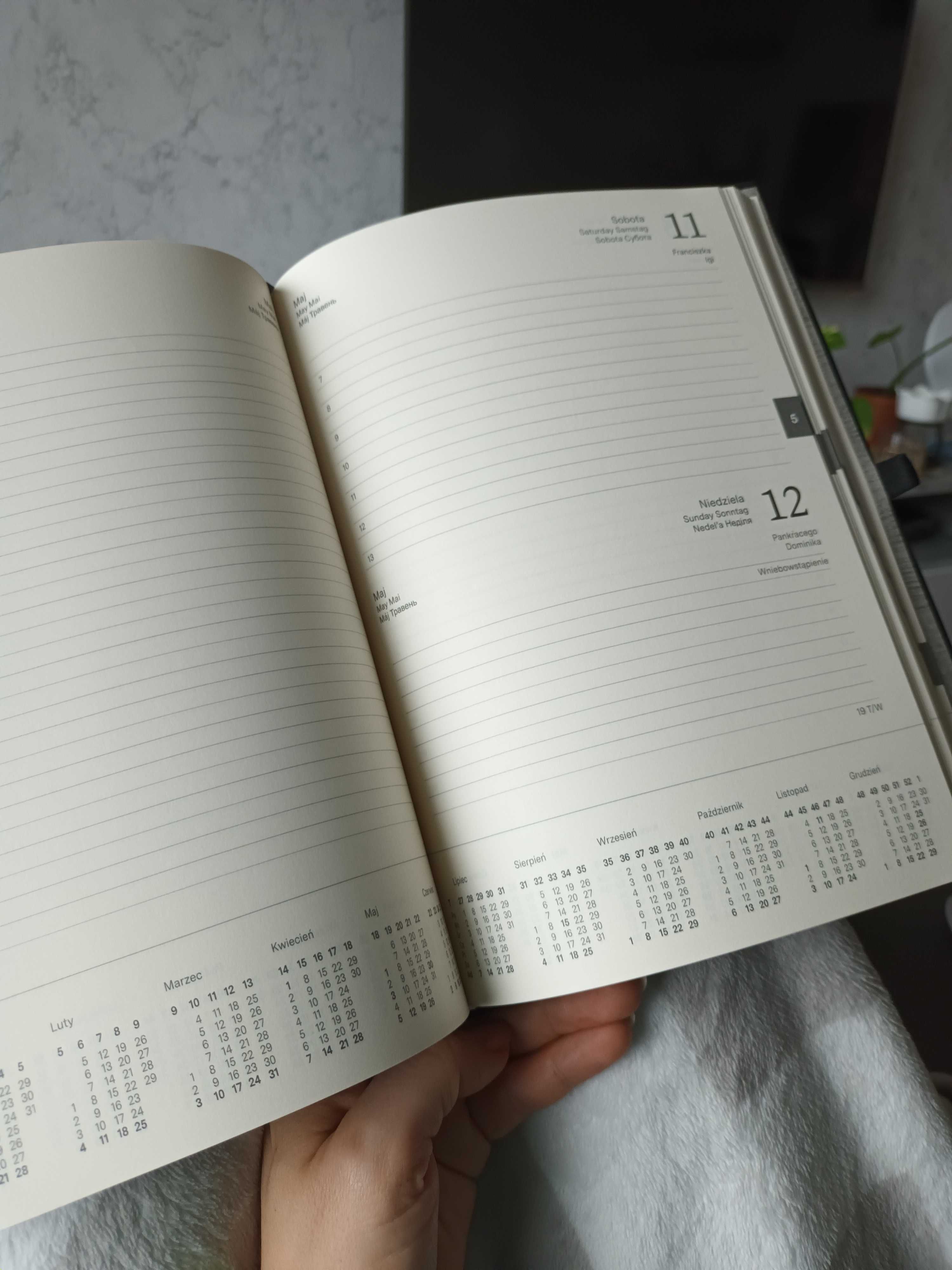Kalendarz książkowy 2024