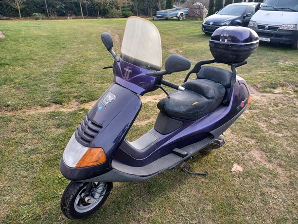 Skuter Piaggio Hexagon poj. 150 z 1996r.